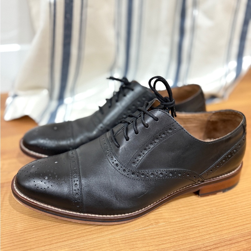 Johnston & Murphy Conard 2.0 Cap Toe Black Leather Oxford Shoes, 9.5 - Picture 4 of 6